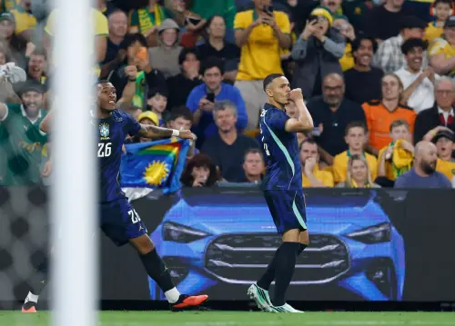 Brilho do ex-tricolor! Vanderson marca gol em amistoso pelo Brasil