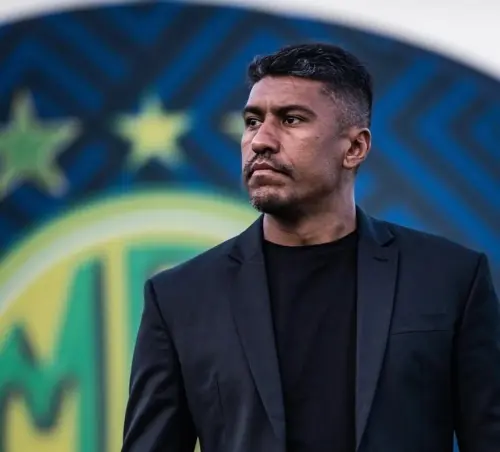Cruzeiro avança por Paulinho e prepara anúncio em outubro