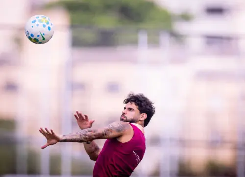 Corinthians encerra folga e Yuri retorna treinando com bola; confira quando o craque volta
