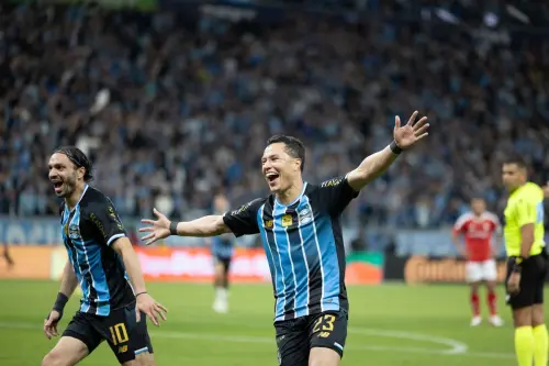 Grêmio aguarda reforço nas laterais antes de duelo com o Remo