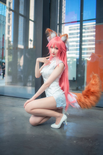 rukSxW2SkP11XiJI.jpg