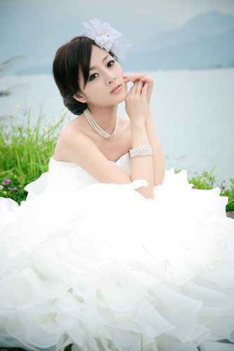 cvBW0KifmByZ015G.jpg