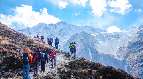 What are the best short treks in Nepal for beginners in 2026