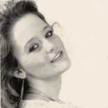 pennydbennett modling b&w.jpg