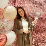 Девочки с праздником 🎊🤩#праздник#8марта#цветочки#вкусняшки