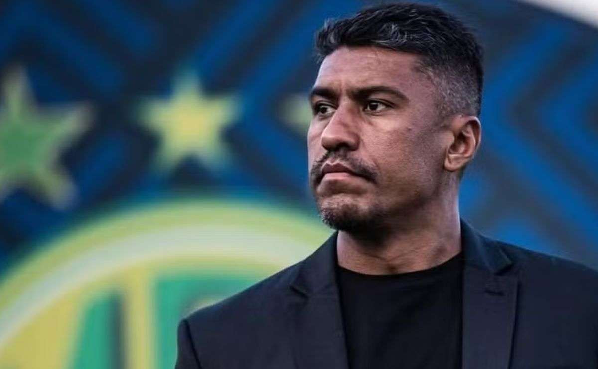 Paulinho deve assumir coordenação técnica e reforçar gestão do Cruzeiro em 2027