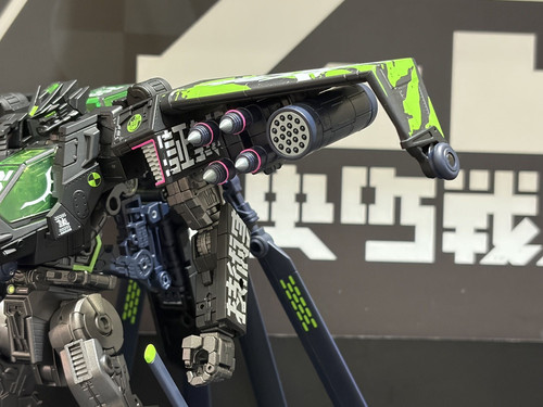 Takara Tomy Transformers Overgear OG 02 EX Grinder First Look 16