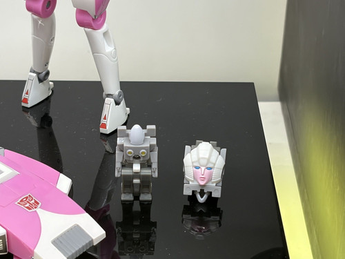 Missing Link Headmaster Arcee 08