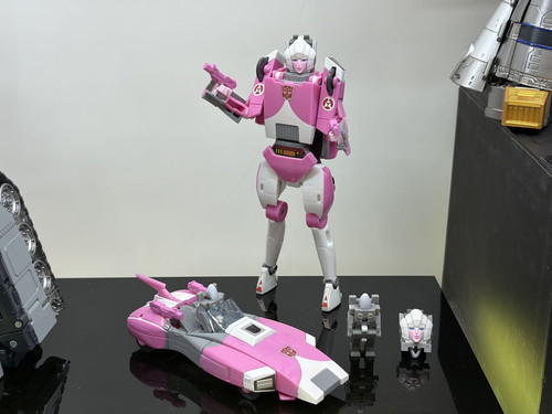Missing Link Headmaster Arcee 05
