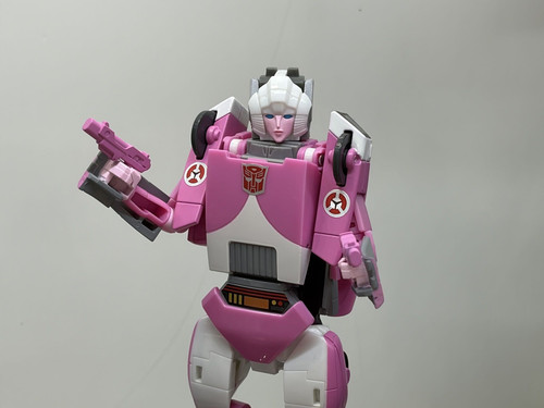 Missing Link Headmaster Arcee 06