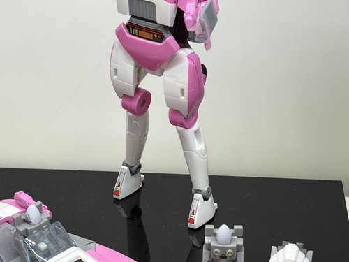 Missing Link Headmaster Arcee 07