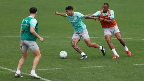 Crias da Academia ganham chance em meio à 11 convocações