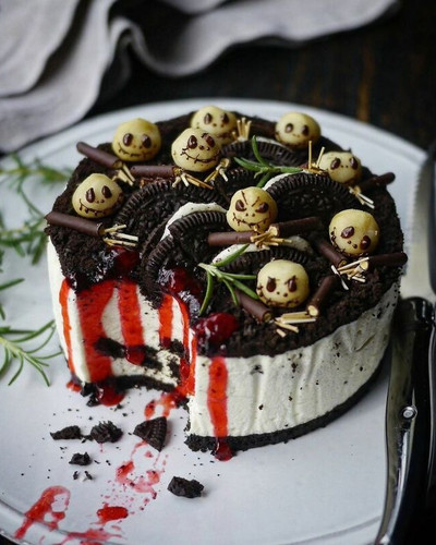 67120fbf5d6bc spooky halloween food ideas.jpg