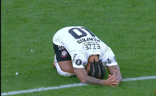 Corinthians é multado pela Conmebol após infrações na Libertadores
