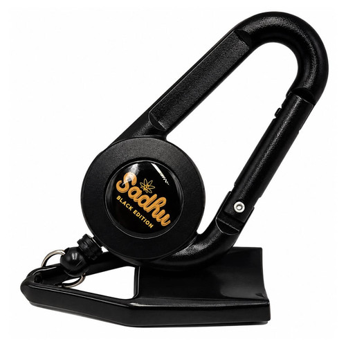 Porta Isqueiro Mosquetão Retrátil Sadhu Grande Black Edition (2).jpg
