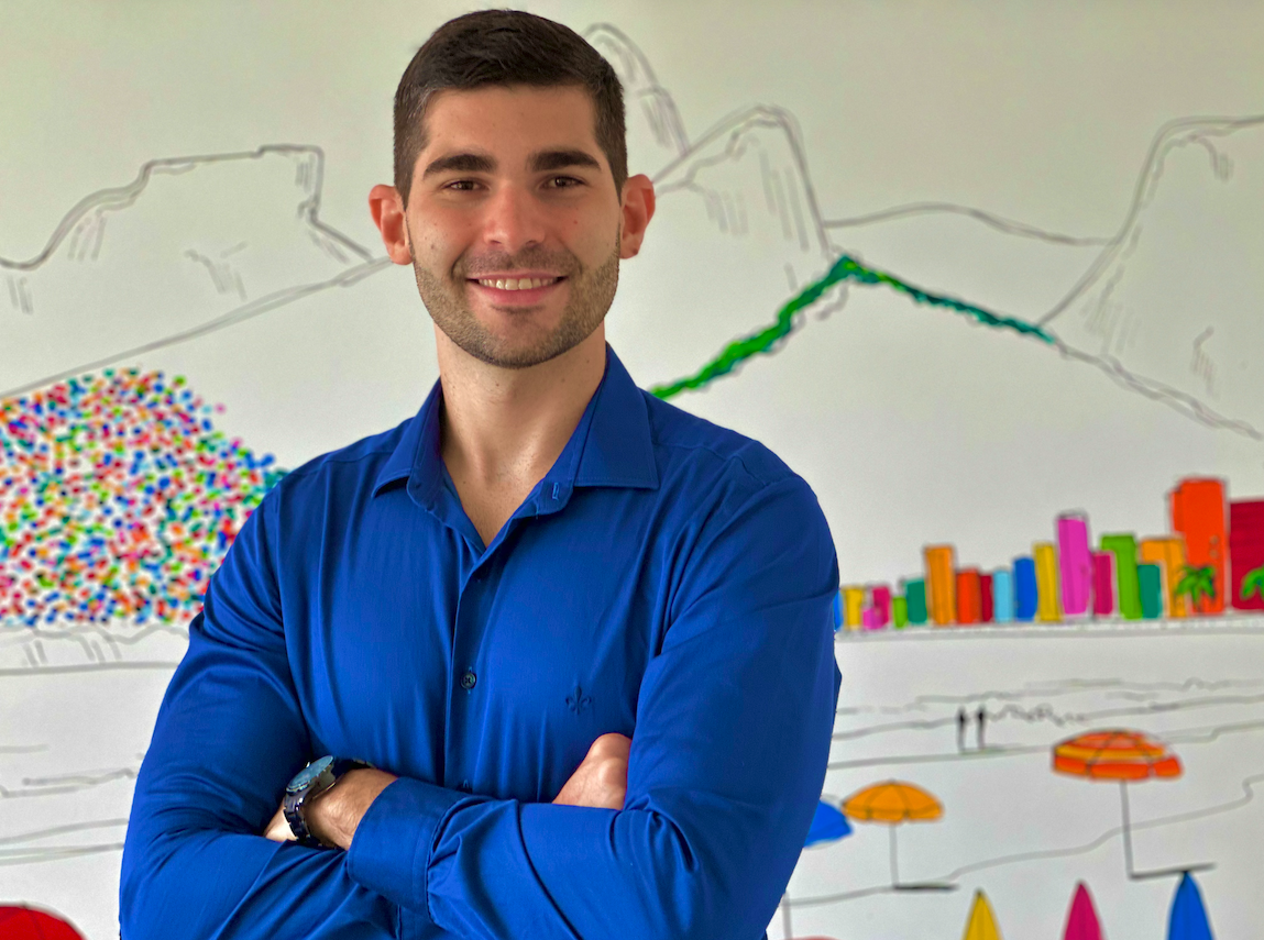 Dr. Carlos Fernandes