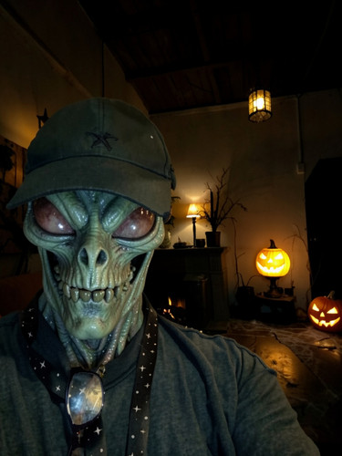 ALIEN.jpg