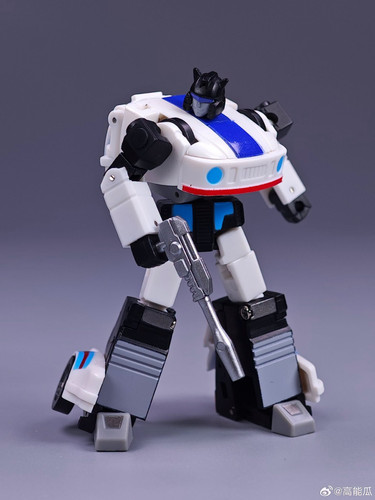a02