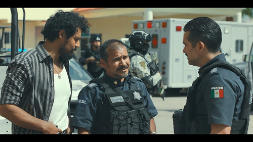 Facing.El.Chapo.2026.1080p.NF.WEB DL.CZ ES.DD+5.1.Atmos.H.264 FLUX.mkv 20260905 171615.832.jpg