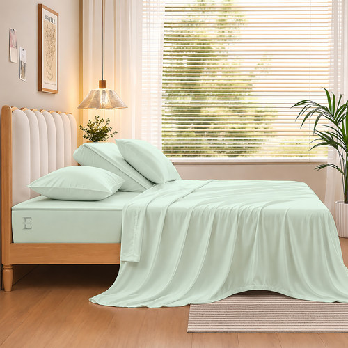 Apple Green (3).jpg