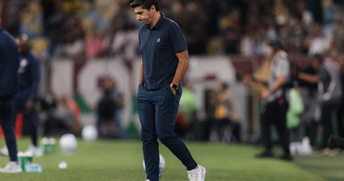 Suspensão de Abel Ferreira põe pressão no Palmeiras em duelo decisivo contra o Botafogo