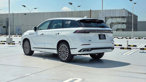 Jaecoo J8_Rear Side View.jpg