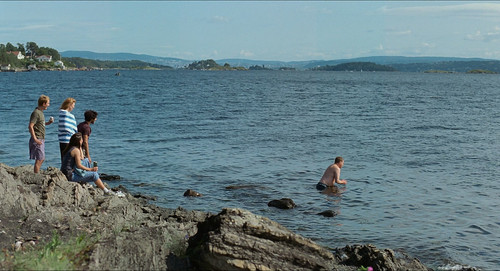 Sentimental.Value.2025.Criterion.1080p.BluRay.CZ NO.DD+5.1.x265 My.mkv 20260905 151656.090.jpg