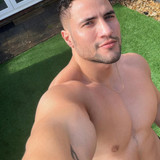 dani 889