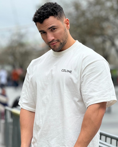 dani 884