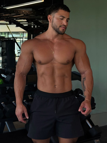 dani 3932