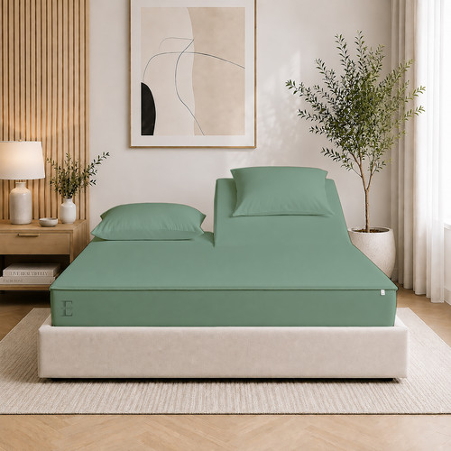 Emerald (1).jpg