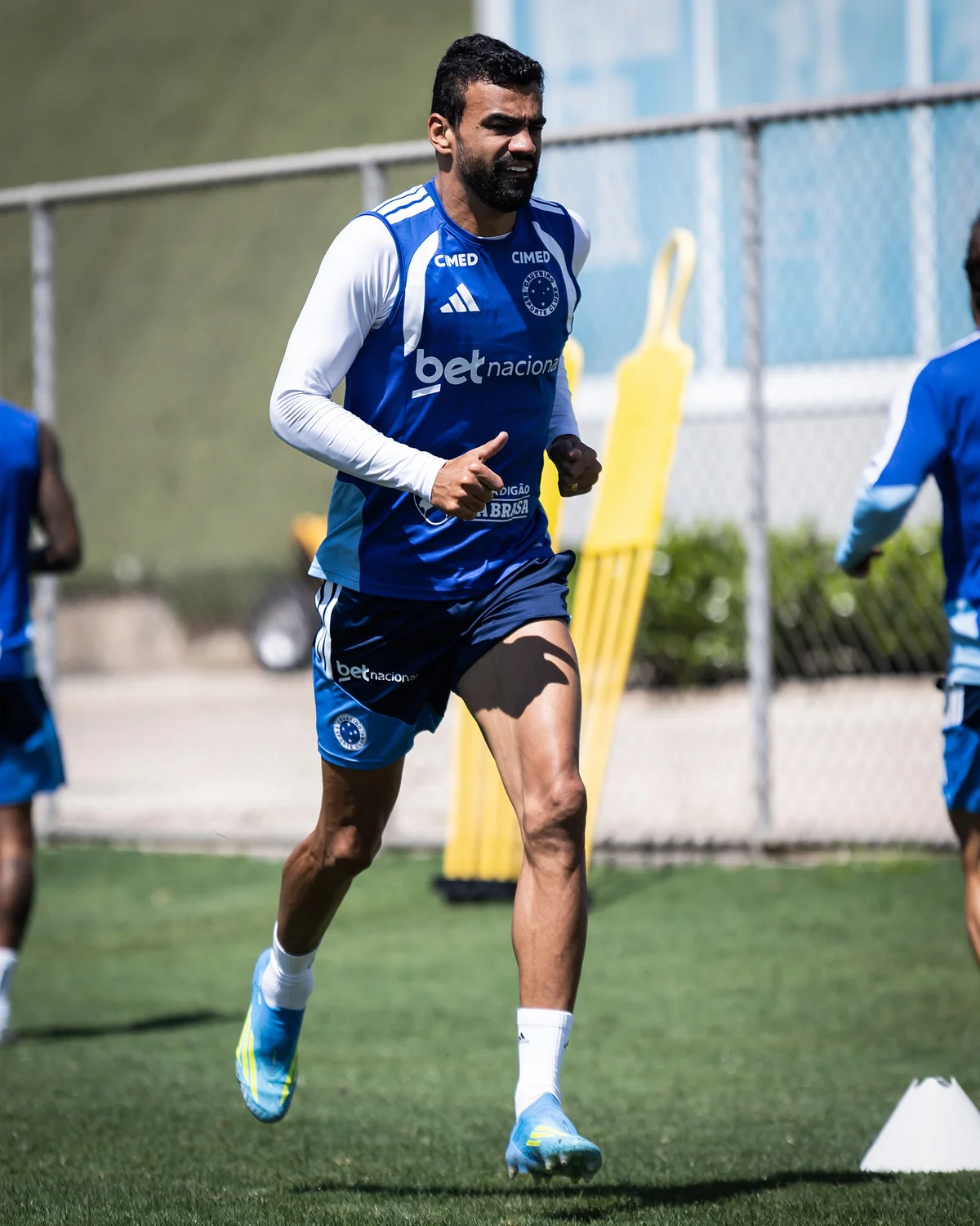 Em Minas, Cruzeiro ajusta a defesa e busca reencontro com a vitória contra o Remo
