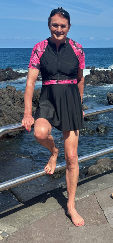 Gabriele Kleid - baden am San Telmo Strand.1