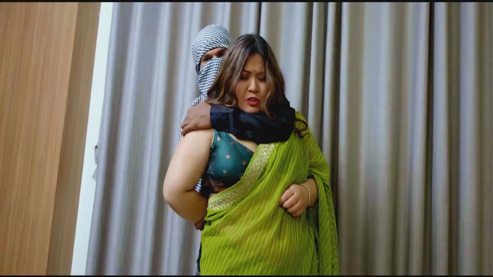 Hunter (2026) MoodX Hindi Hot Short Film 1080p HDRip 500MB(1Filmy4Wap.Cloud).mkv snapshot 01.32.449