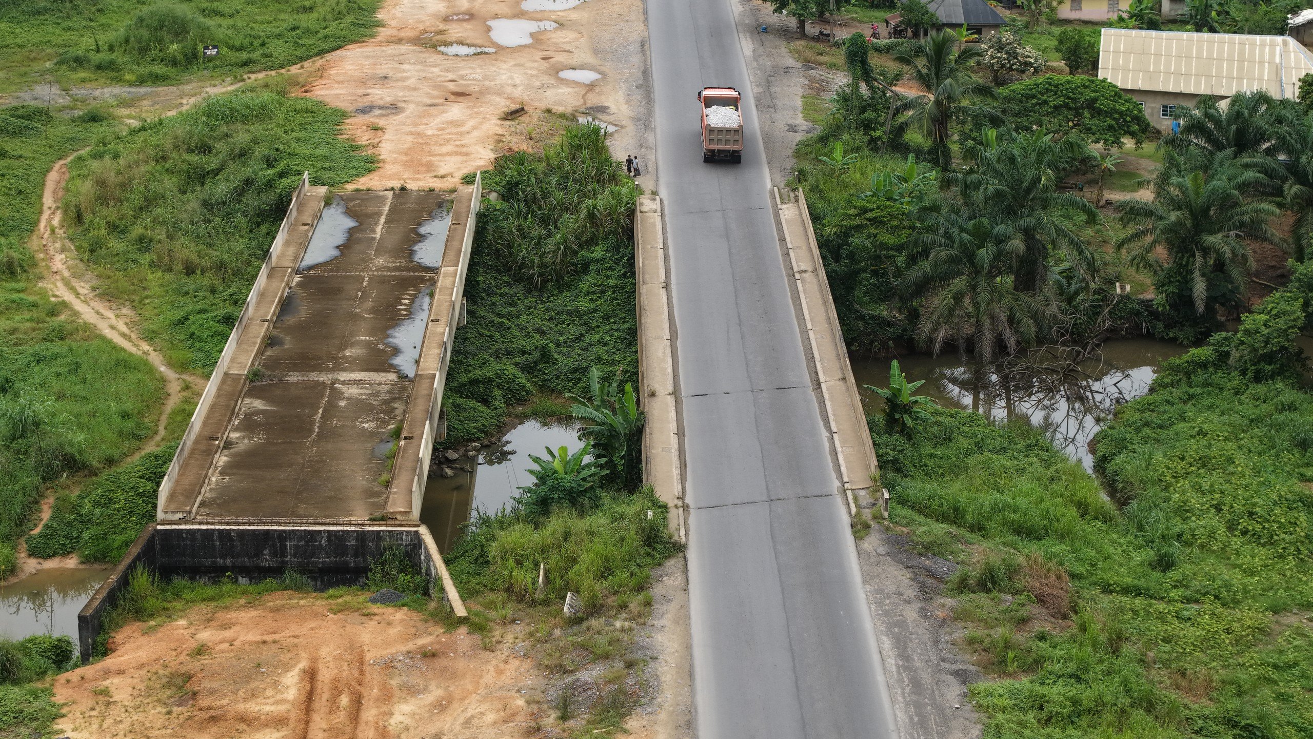 Odukpani Road Project - Drainage and pavement construction view 4