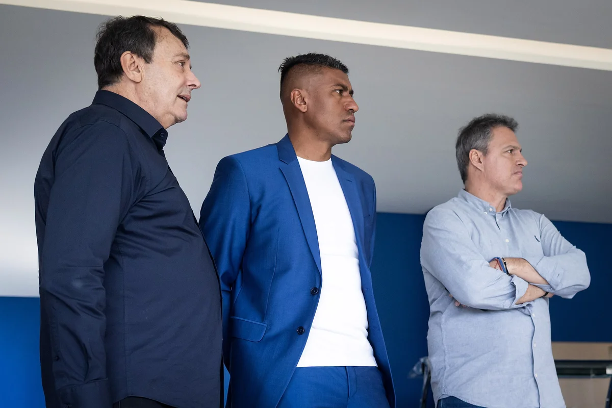 Pedro Lourenço critica polarização e defende gestão em meio a tempestade no Cruzeiro