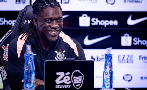 Seedorf promete transformar pressão em motivação para recuperação no Brasileiro