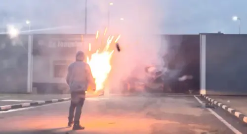 Protesto violento no CT marca crise de confiança do Corinthians