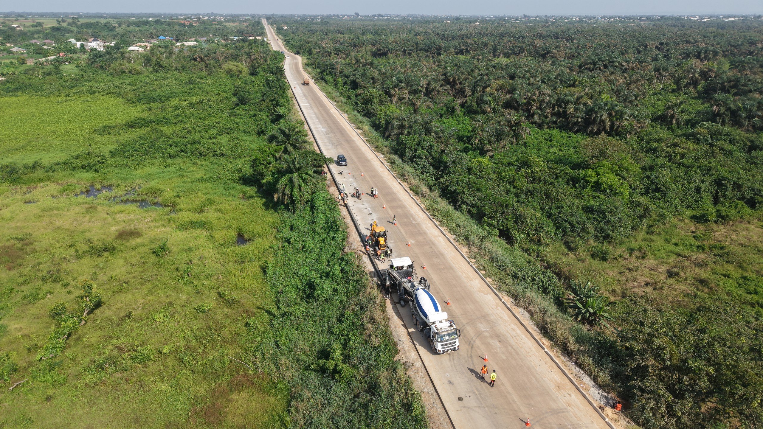 Dangote Papalanto Road - Asphalt paving operation view 7