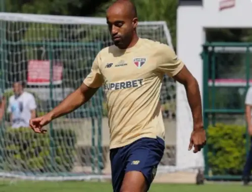 Após 216 dias! Lucas Moura pode voltar a ser titular do São Paulo contra o Vasco