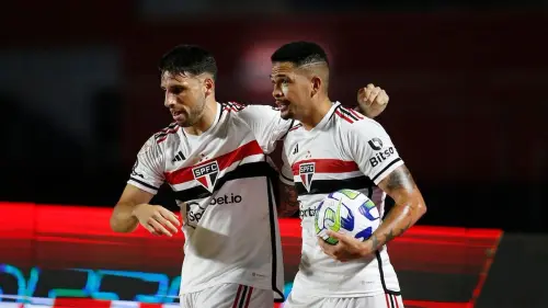 Calleri e Luciano progridem em treino e viram opções contra o Vasco