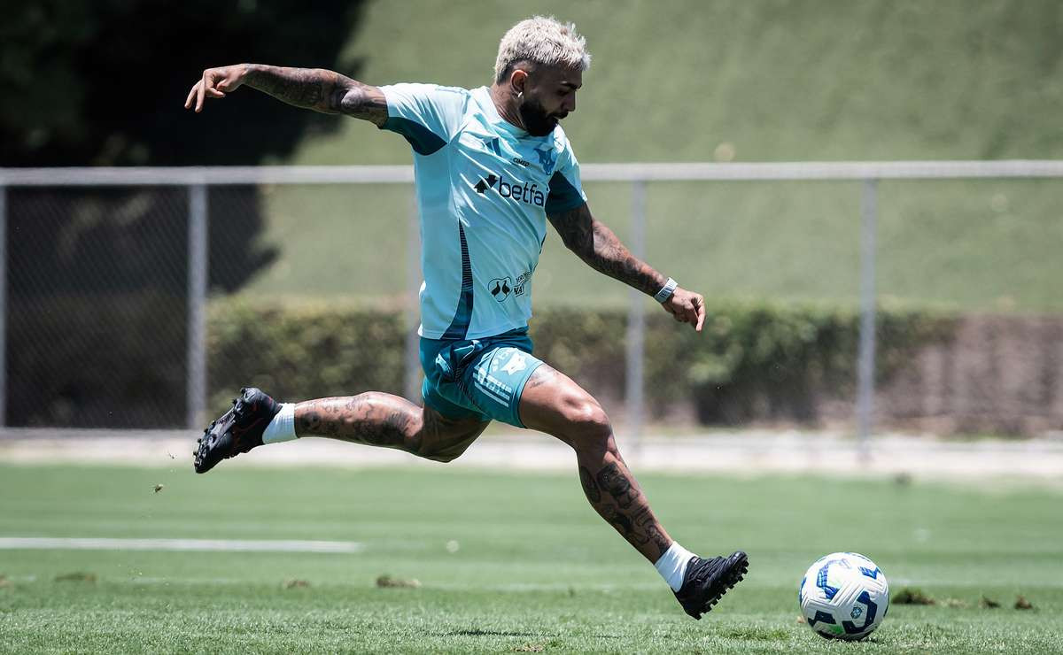 Planejamento do Cruzeiro foca em Libertadores enquanto futuro de Gabigol permanece indefinido