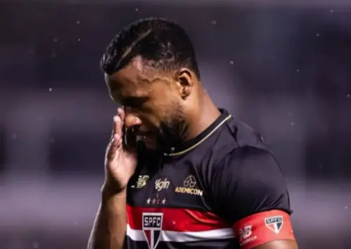 Lucas TITULAR contra o Vasco? Mistério no Morumbi e Luan chora na despedida!