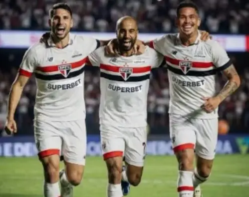São Paulo pode ter Lucas, Luciano e Calleri juntos contra o Vasco; veja o cenário