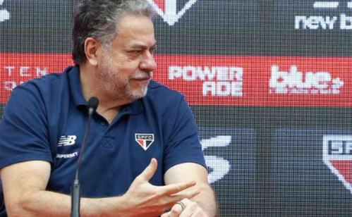 Inacreditável: Casares reivindica 10 mil de indenização após perder 46 mil seguidores