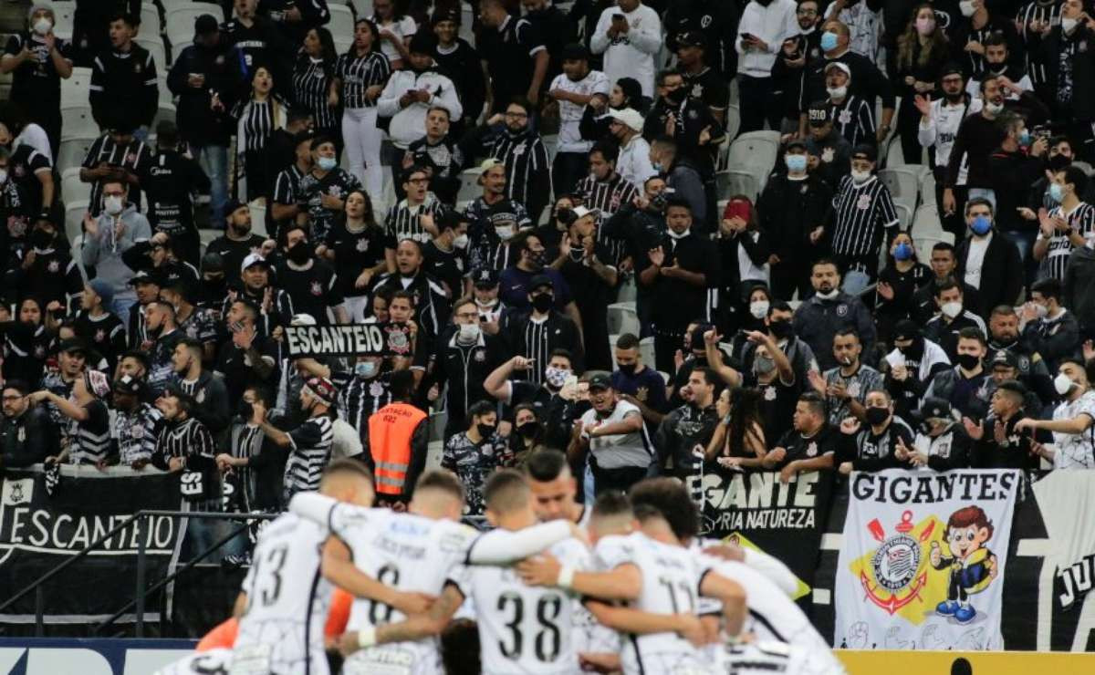 Inacreditável: Destaque do futsal é praticamente doado para clube do Paraná