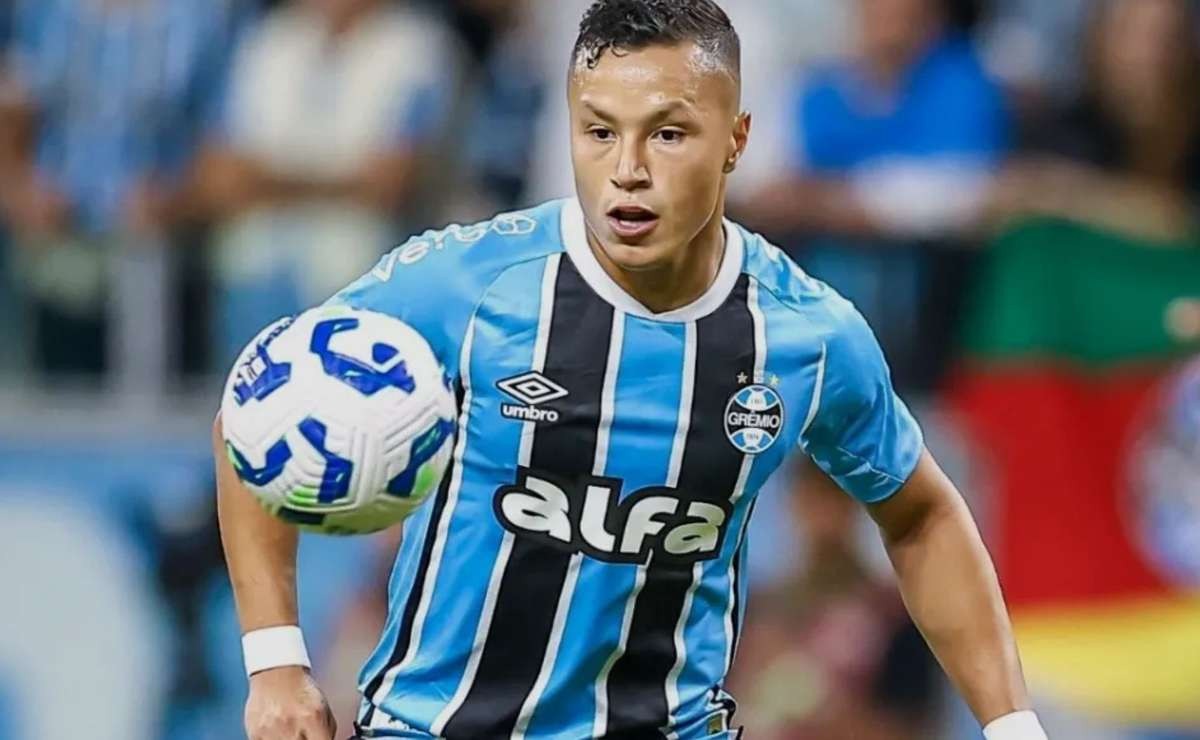Desempenho abaixo e necessidade de reformulação: Marlon pede reconstrução no Grêmio
