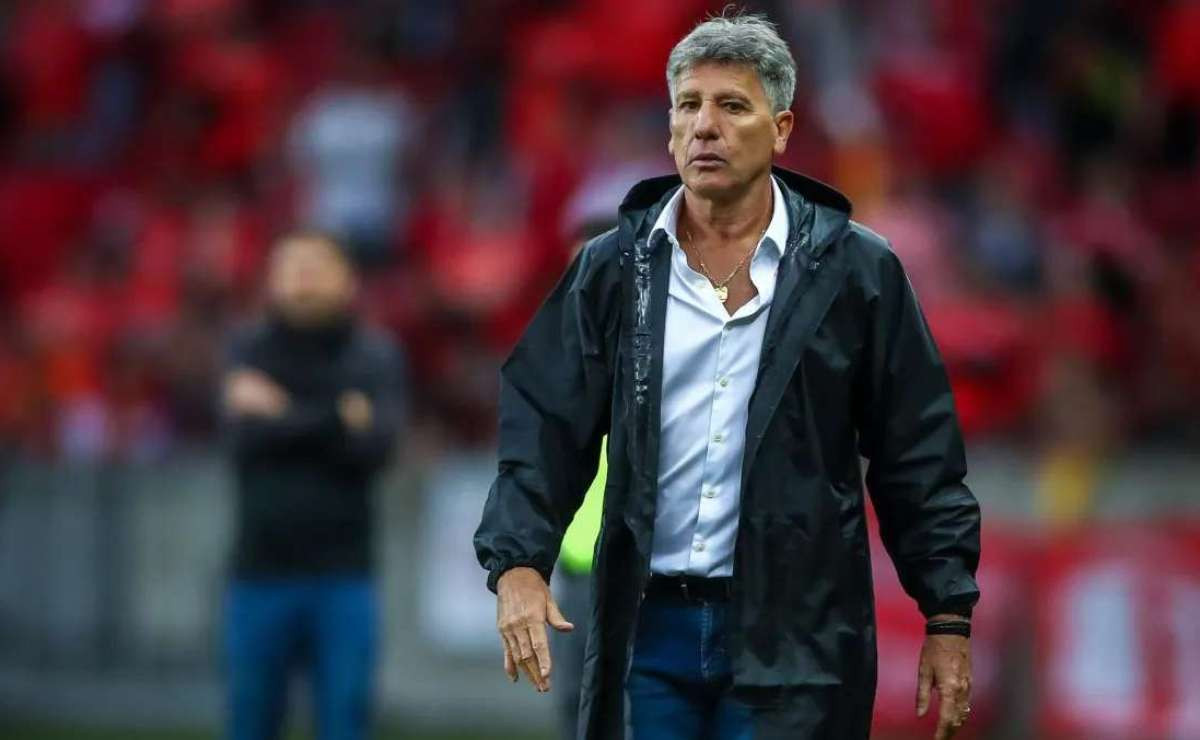 Marlon pede autocrítica e reavaliação no Grêmio em meio a crise de possível rebaixamento