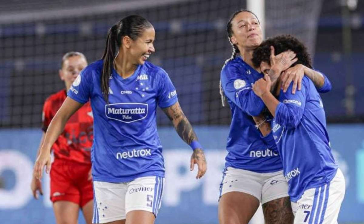 Cruzeiro brilha na Libertadores Feminina e garante vaga na semifinal com 3 a 0 sobre o Libertad