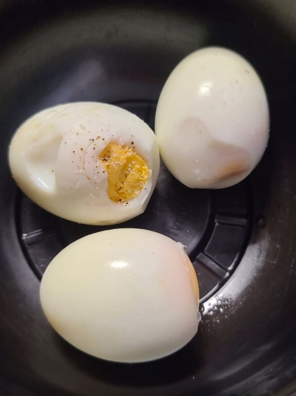 Doctors reveal that eating eggs in
